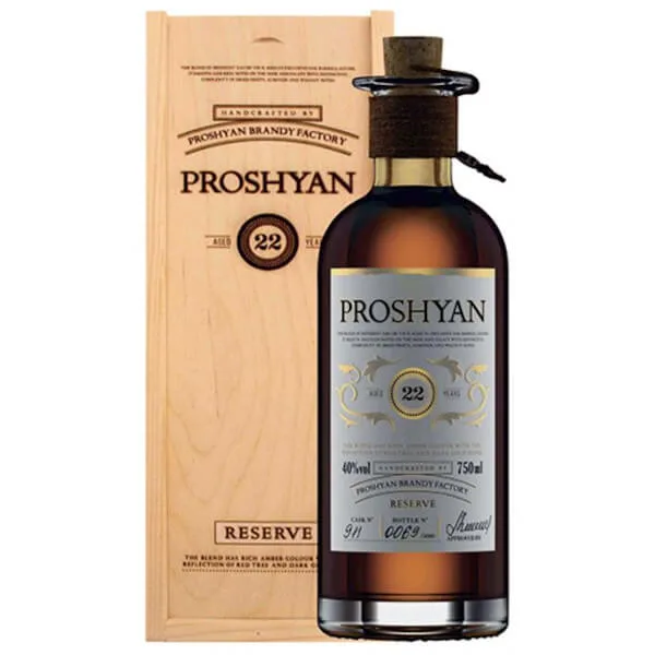 Brandy Proshyan 22 ans